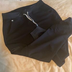 Black Figs Zamora jogger